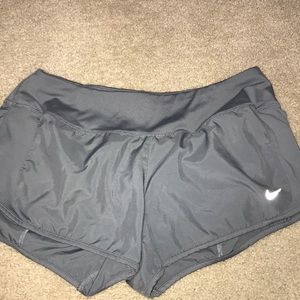 GREY NIKE SHORTS